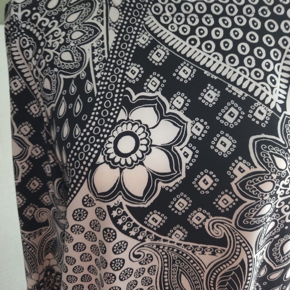 LOFT Black and White Patterned Midi Dress - Picture 5 of 12